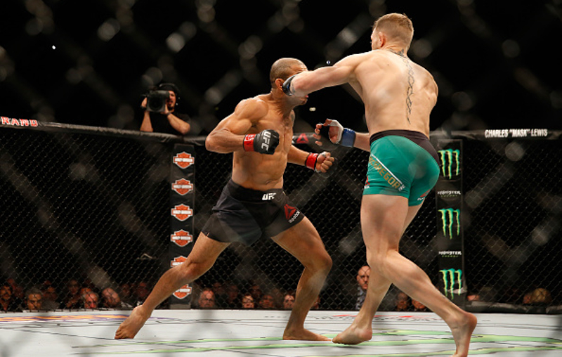 Illustration for article titled Conor McGregor Has The UFC Under His Thumb